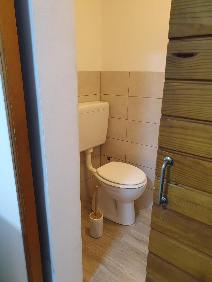 Ljubljana Center Budget Apartment Екстер'єр фото